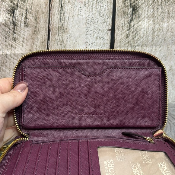 MICHAEL KORS - Wallet/wristlet - Picture 9 of 10